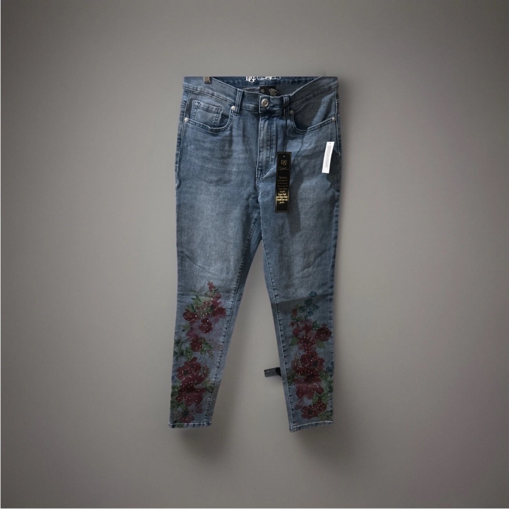 Diane Gilman dG2 Med Wash Blue Jeans with Painted Pant Leg  Floral Embroidery